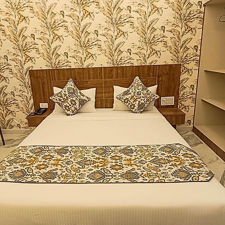 Hotel Cloud Inn, Nainital Rāmgarh 外观 照片