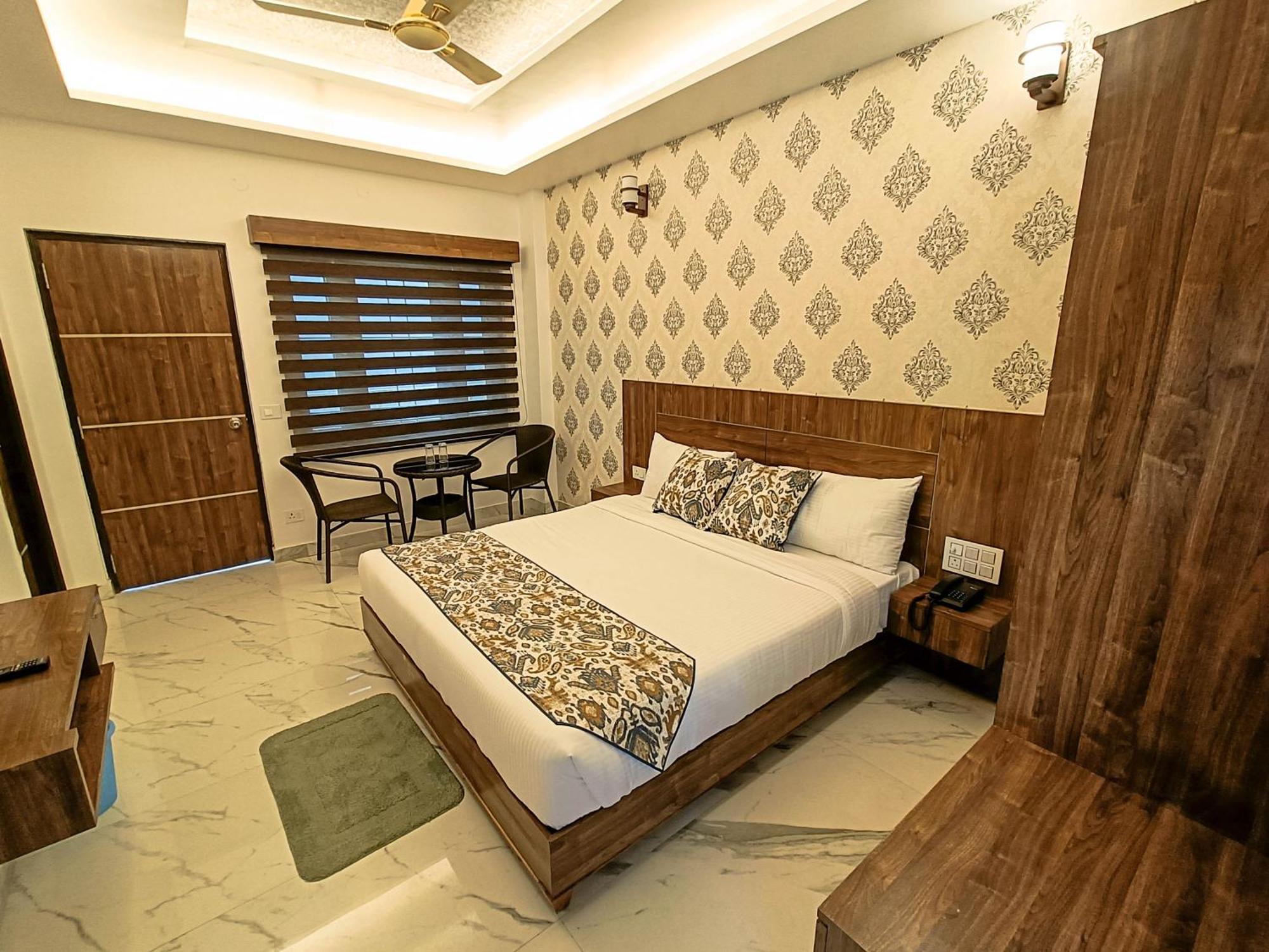 Hotel Cloud Inn, Nainital Rāmgarh 外观 照片
