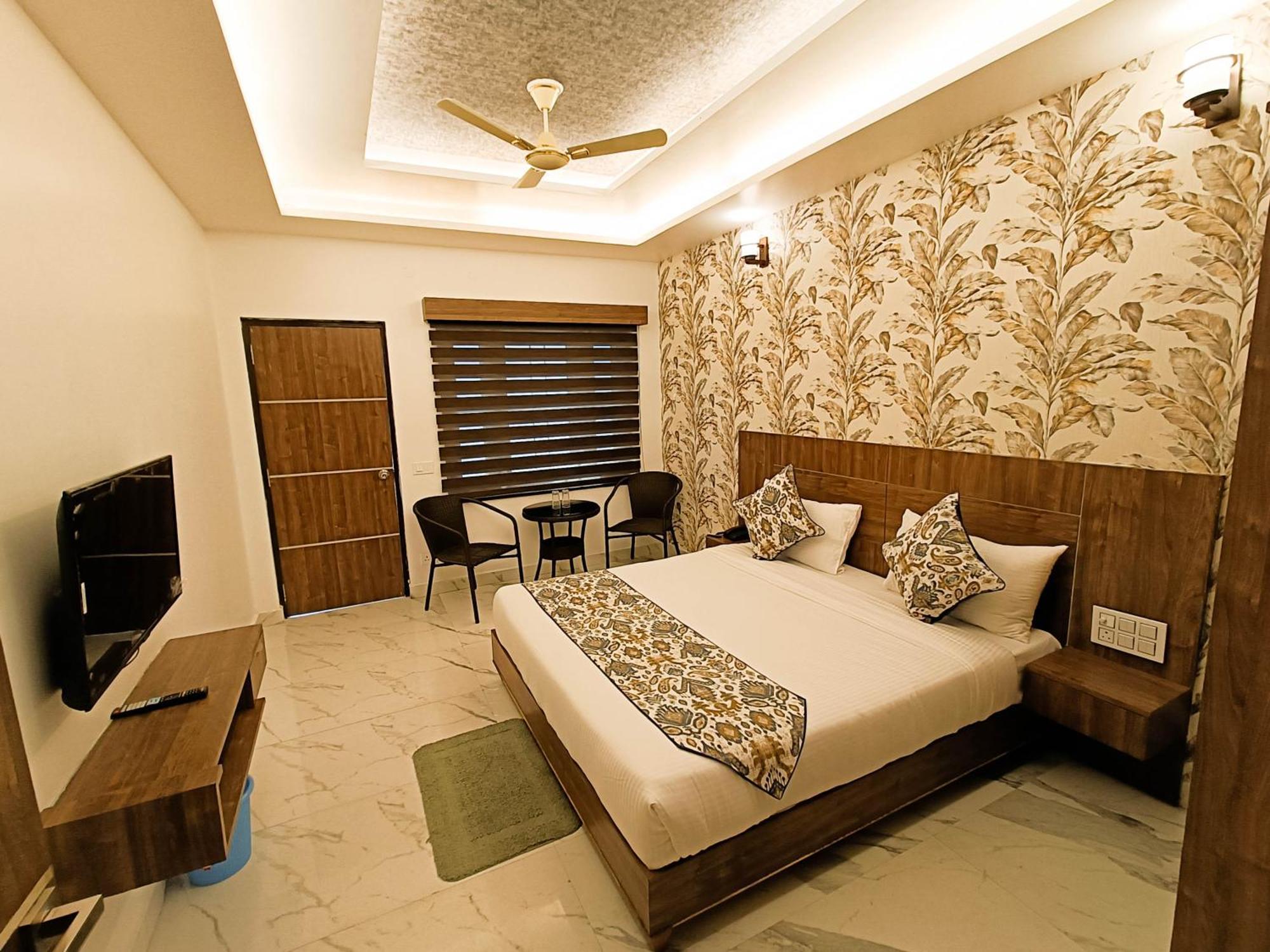 Hotel Cloud Inn, Nainital Rāmgarh 外观 照片